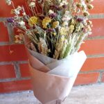 Ramo de flores secas tons pastel multicolor