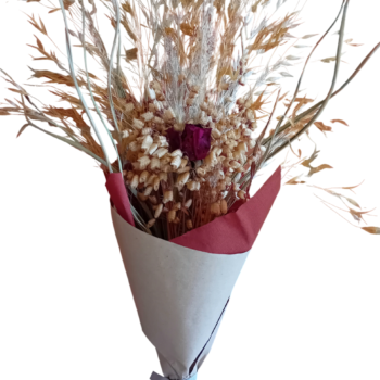 Ramo de flores rosa vermelha